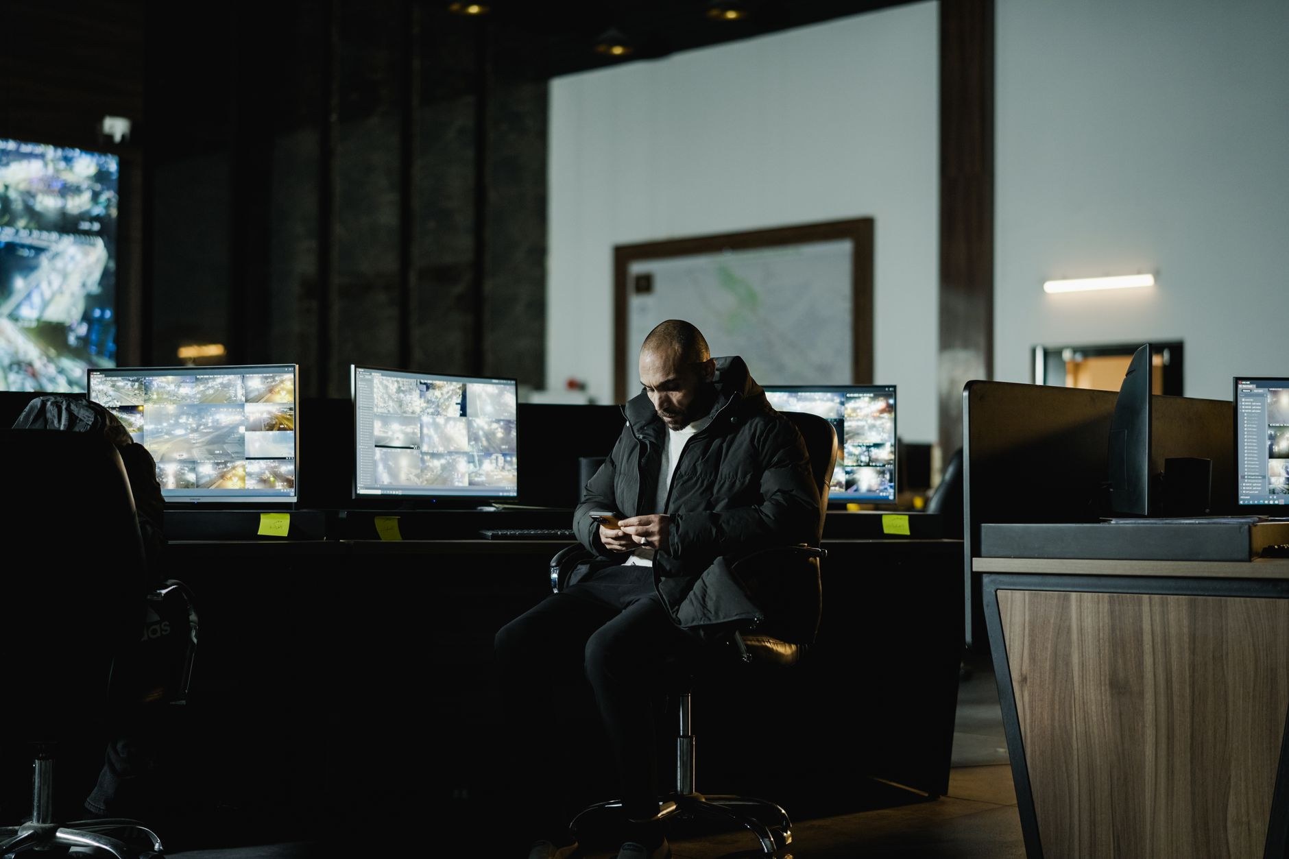 Vidéosurveillance ou télésurveillance : quelle différence pour votre entreprise ?